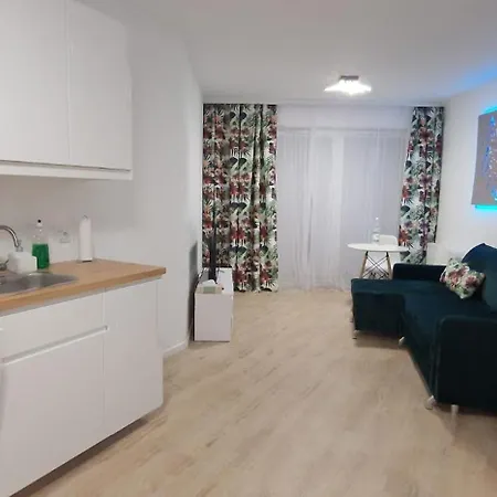 Апартаменты Wilczy Przy Malcie, Self Check-in, Free Parking *