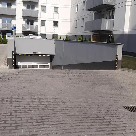 Daire Wilczy Przy Malcie, Self Check-in, Free Parking *