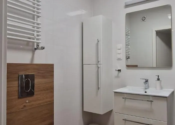 Wilczy Przy Malcie, Self Check-in, Free Parking Poznan